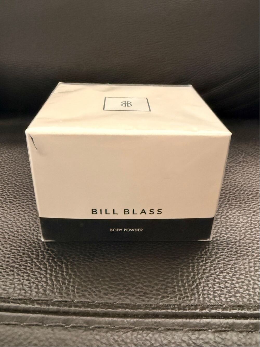 Bill Blass Body Powder New in box Discontinued Sealed Italy 3.4oz 100gr